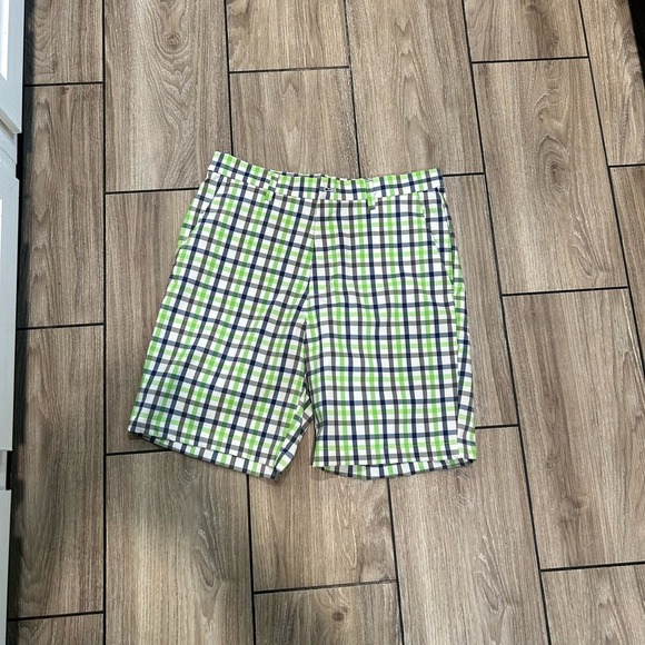 Chaps Men’s Golf 78 Shorts Size 32 Plaid 9” Preppy Green Blue - Picture 1 of 12